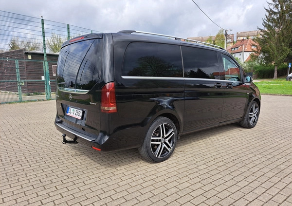 Mercedes-Benz Klasa V cena 159000 przebieg: 197000, rok produkcji 2017 z Zgorzelec małe 631